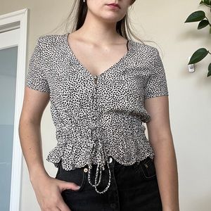 H&M cropped button down blouse